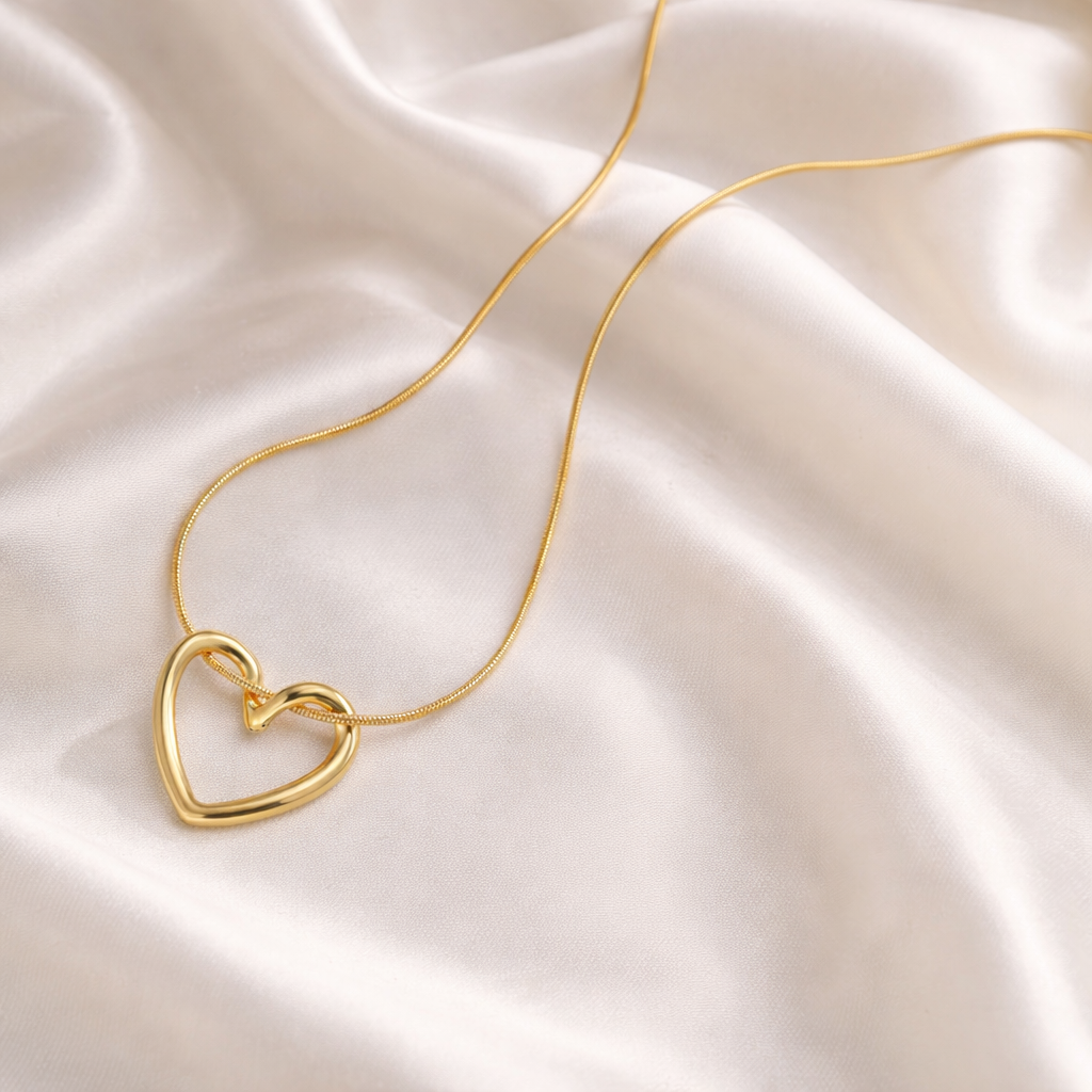 Anti Tarnish Heart Themed Pendent Chain18K Gold Plated for Women