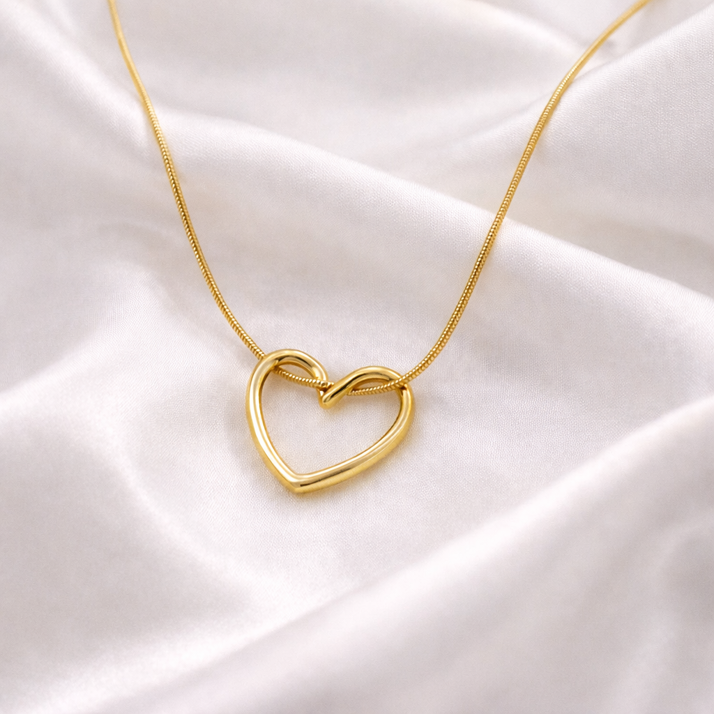 Anti Tarnish Heart Themed Pendent Chain18K Gold Plated for Women - Image 2