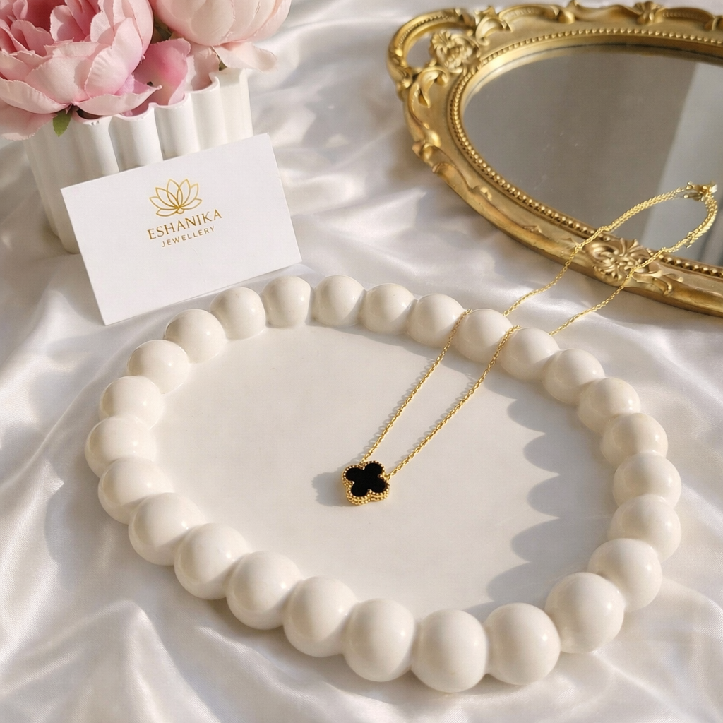 Stainless Steel Gold Plated Black Anti Tarnish Clover Pendent chain For Girls And Women