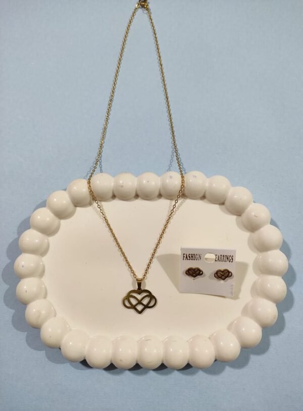 Stainless Steel Gold Plated Set of Anti Tarnish Heart And Infinite Pendent chain With Earrring For Girls And Women