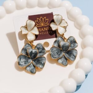 Bloom Pop Earrings Grey