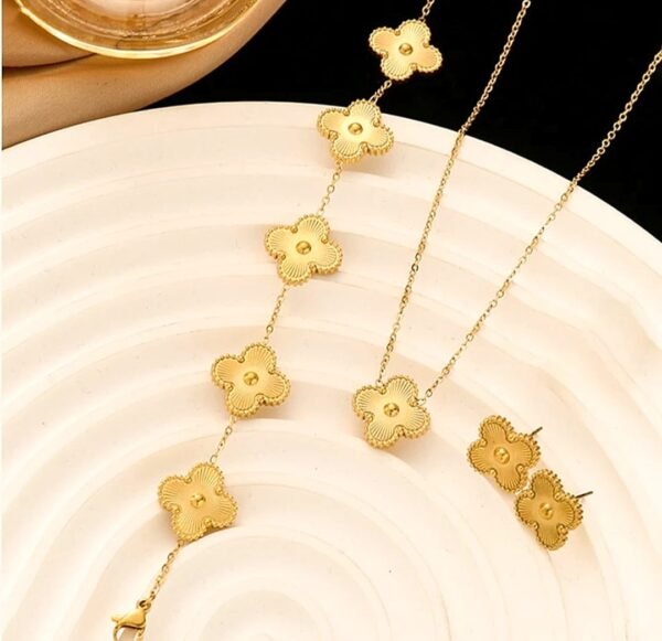 Stainless Steel Gold Plated set of Golden Anti Tarnish Clover Jewellery set or Women And Women