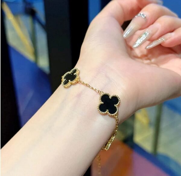 Stainless Steel Gold Plated Black Clover Anti Tarnish Bracelet