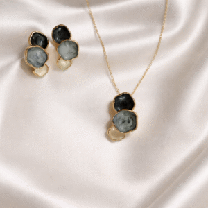 Anti Tarnish Grey Black and White Pendent Chain With Earrings18k gold plated for Women