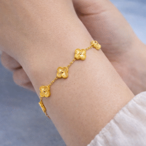 Stainless Steel Gold Plated Golden Clover Anti Tarnish Bracelet