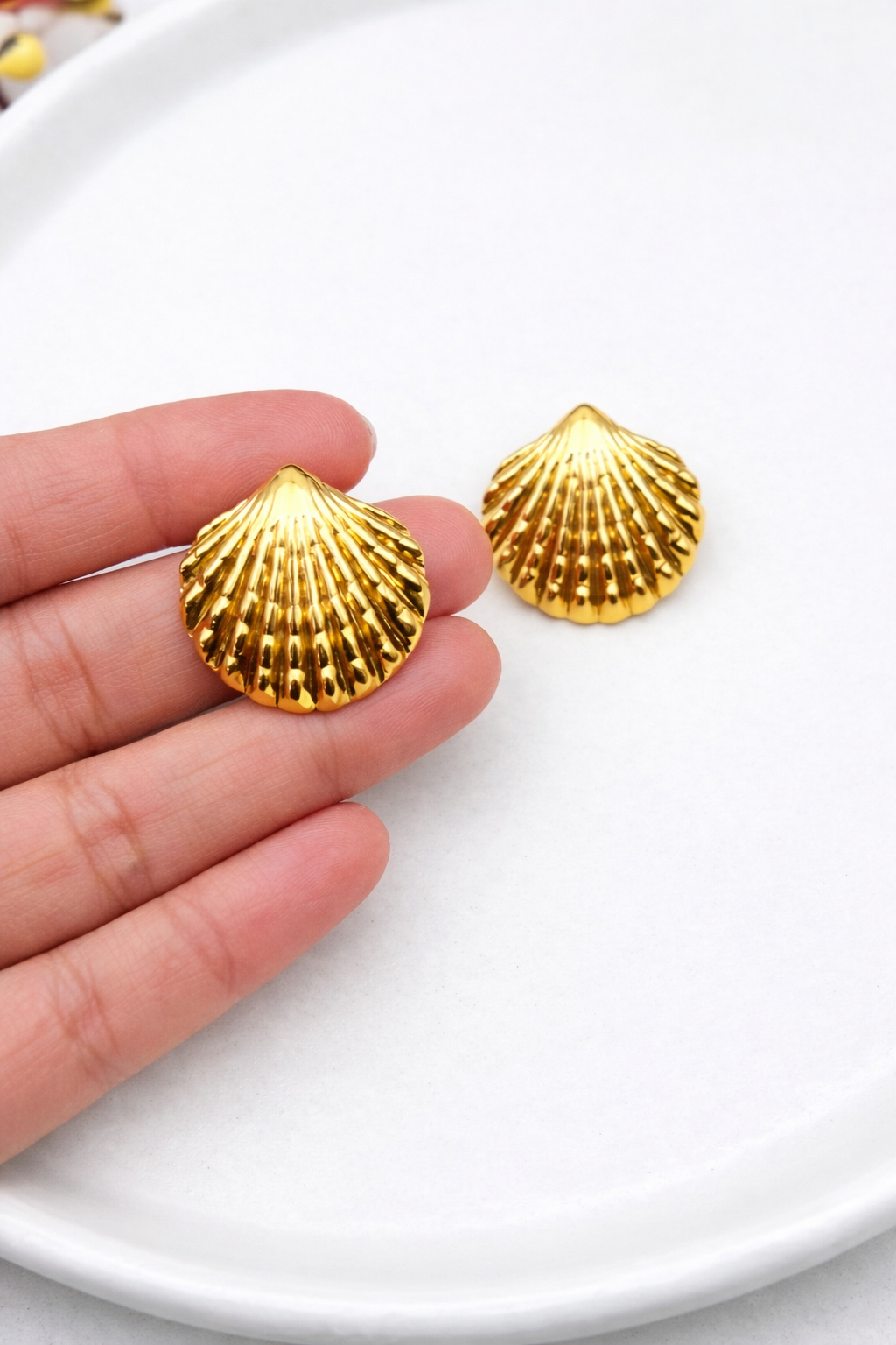 Trendy Gold Shell Earrings for Girls – Waterproof Anti Tarnish Jewellery